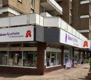 Bären-Apotheke am Neuenhausplatz