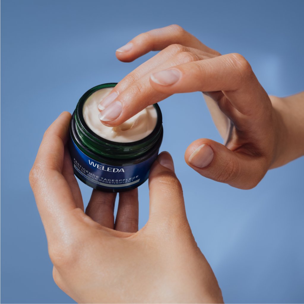 WELEDA festigende Tagespflege blauer Enz.&Edelwei.