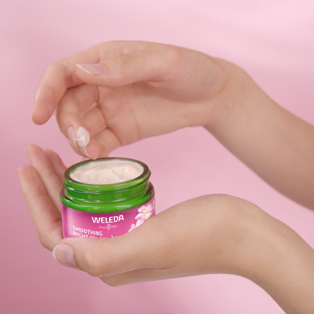 WELEDA glättende Nachtpflege Wildrose & weißer Tee