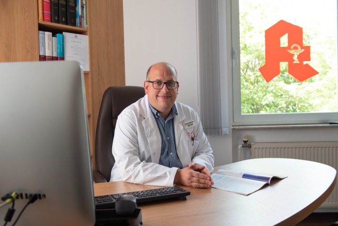 Rosen-Apotheke an der Tiefburg