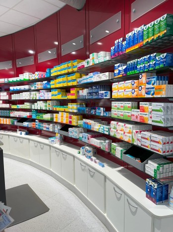 apo-rot Adler-Apotheke Marli