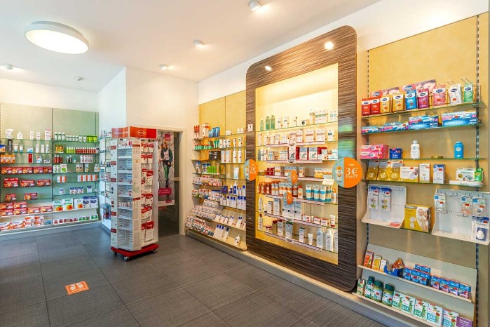 Delphin Apotheke