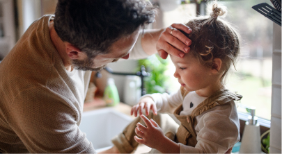 Anzeige: Fieber und Schmerzen bei Kindern behandeln. Ibuflam® im neuen Design – bewährte Arzneimittelqualität, einfache Dosierung und Himbeergeschmack bleiben unverändert.