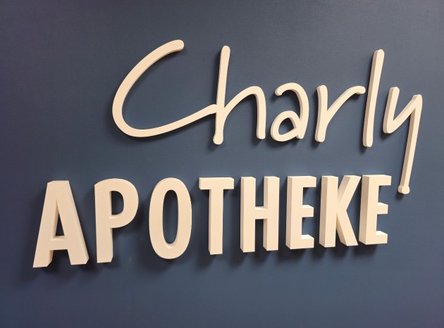 Charly-Apotheke