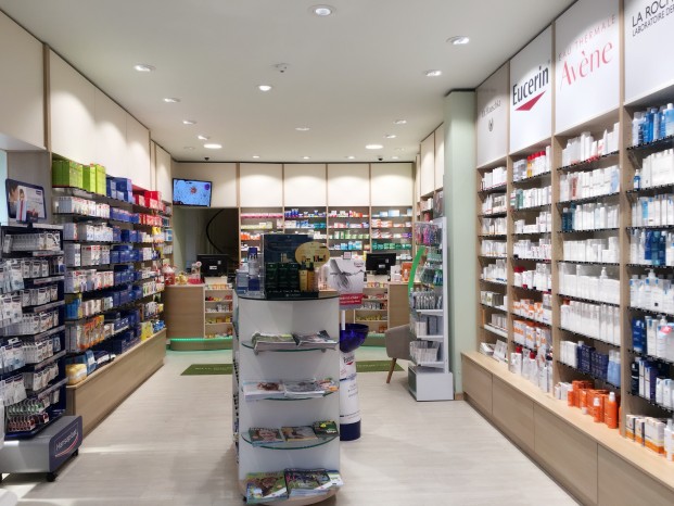 Wolf Apotheke e.Kfr.