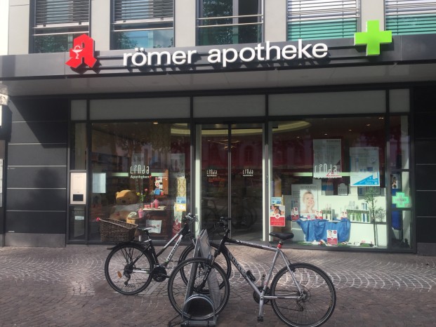 Römer Apotheke am Fastnachtsbrunnen