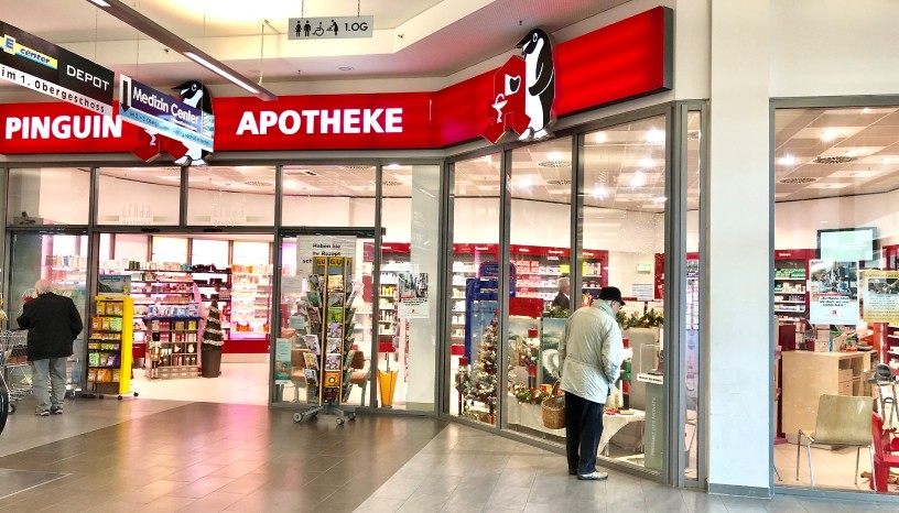 Pinguin Apotheke im Nanz Center
