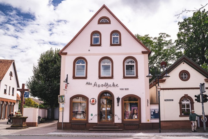 Alte Apotheke v 1837
